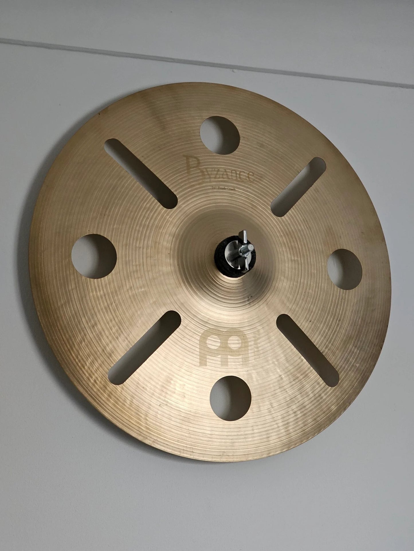 CymWall - Cymbal wall mount